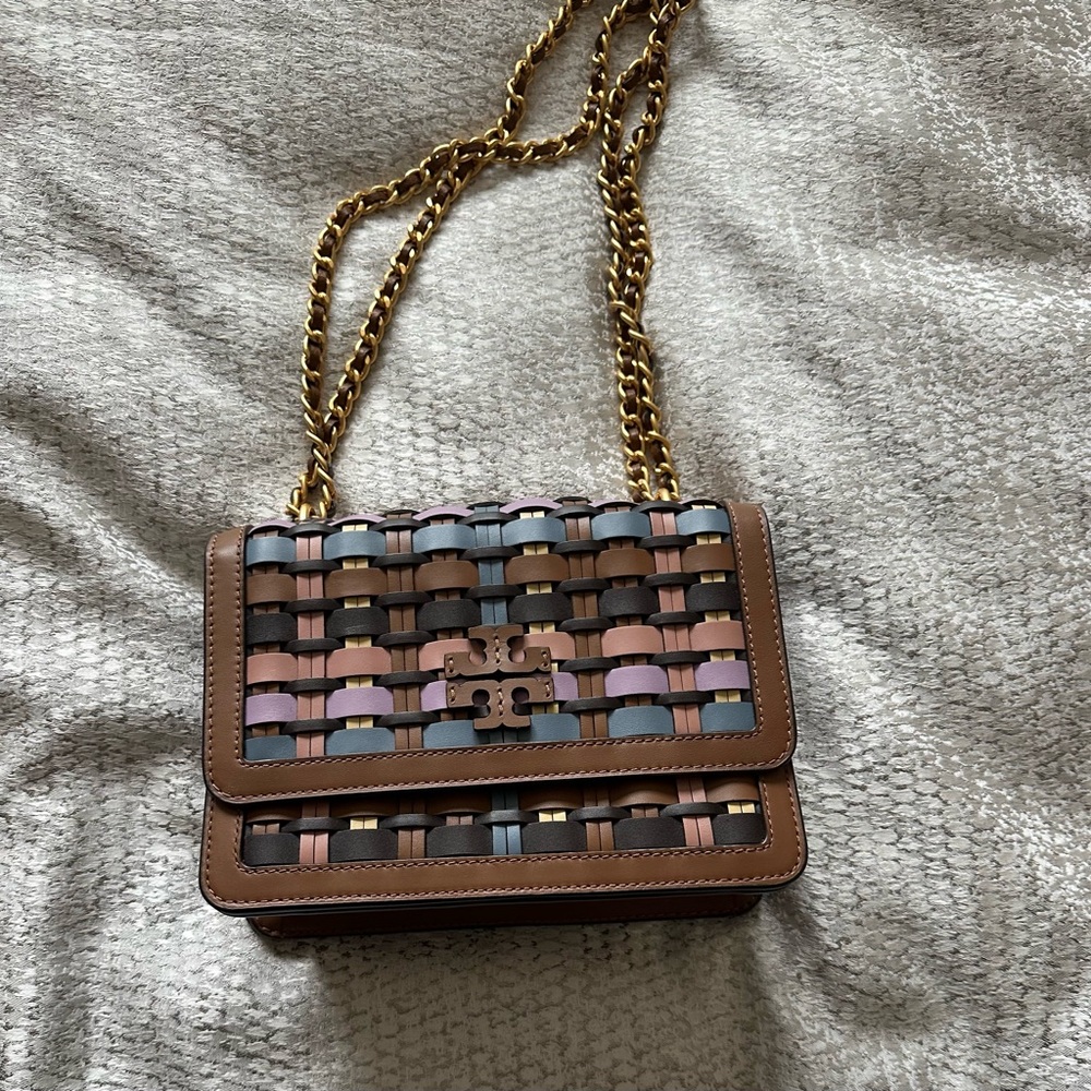 Tory Burch Britten Bag with Woven Design. New without tags. No dustbag